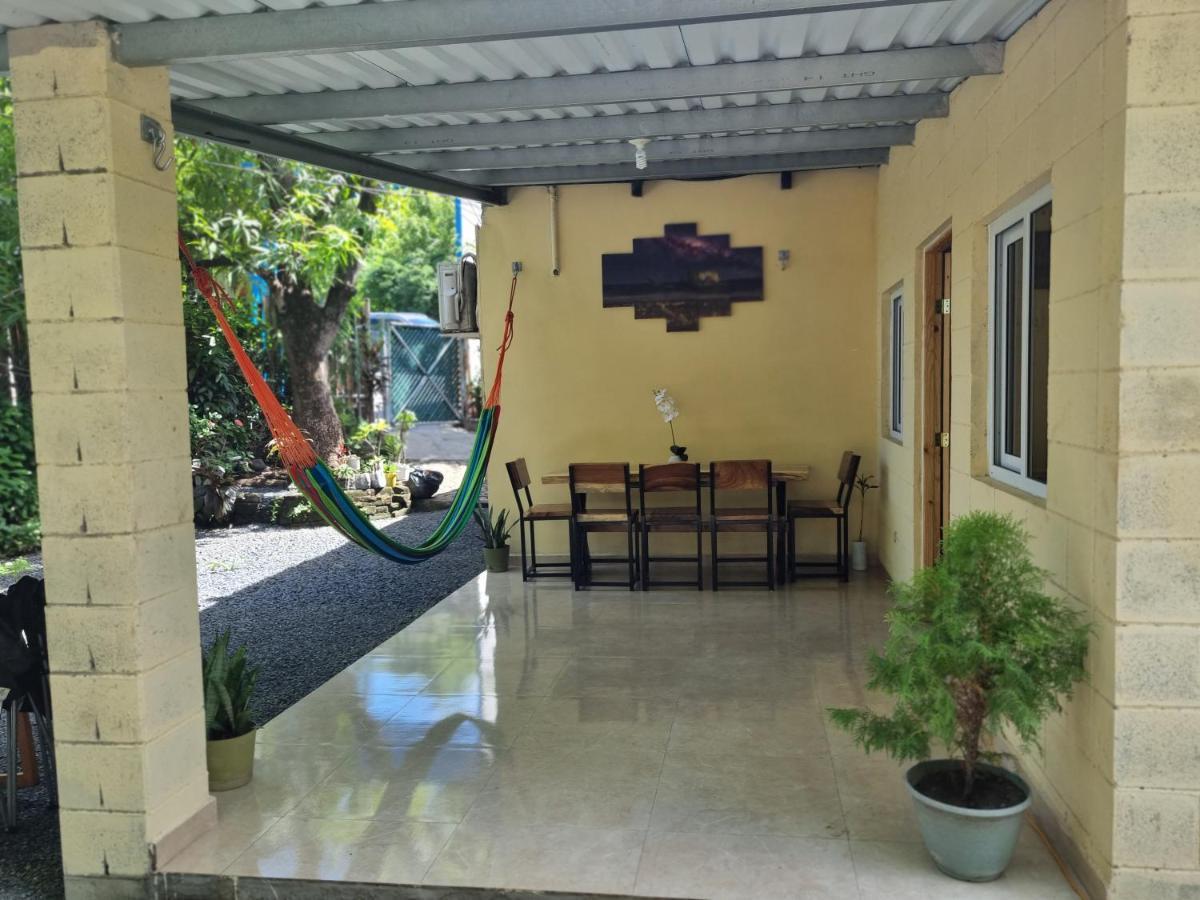 Hostal Camila'S Tamanique Εξωτερικό φωτογραφία