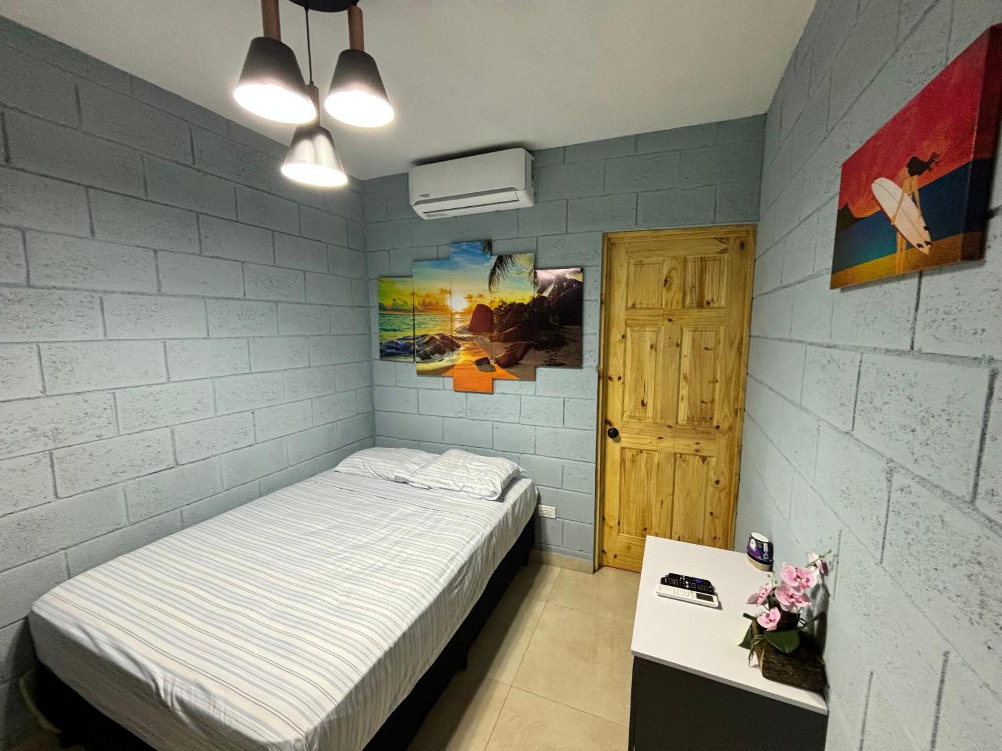 Hostal Camila'S Tamanique Εξωτερικό φωτογραφία