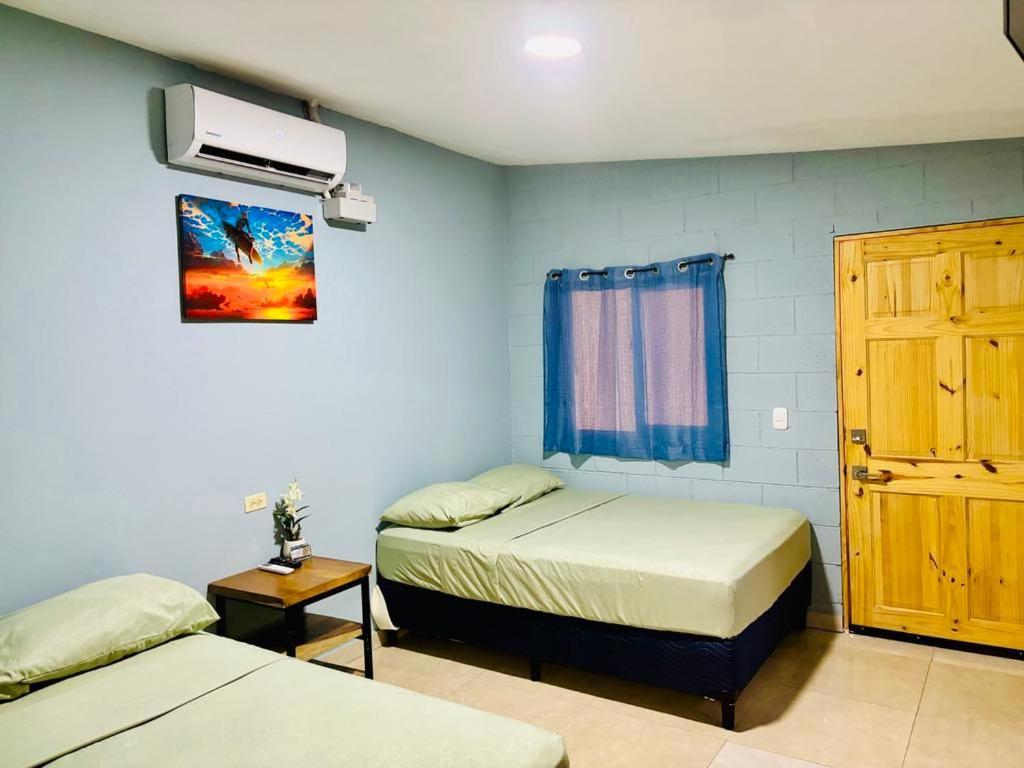 Hostal Camila'S Tamanique Εξωτερικό φωτογραφία