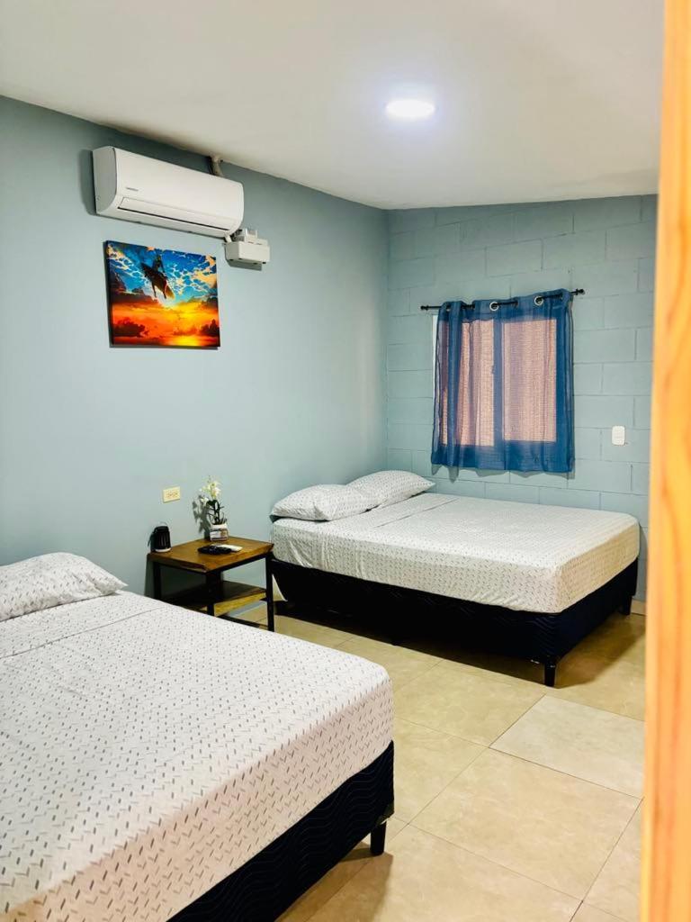 Hostal Camila'S Tamanique Εξωτερικό φωτογραφία